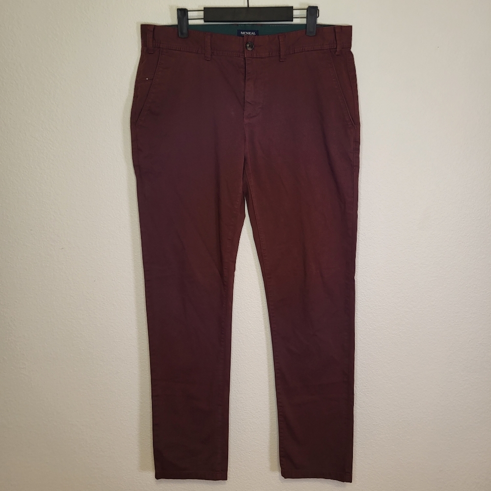 NWOT McNeal Clothing Company regular fit pants, in maroon, Eu size 50 (US 34)